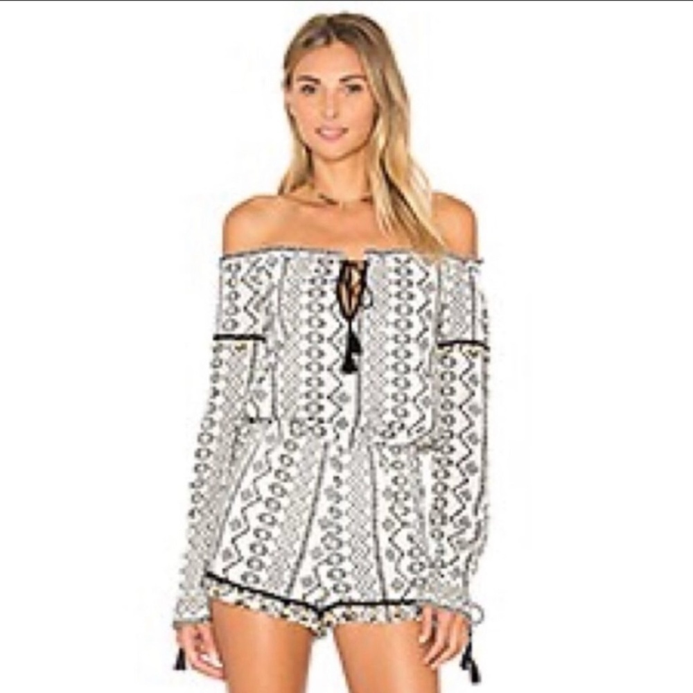 Saylor Lorri Embroidered Tassel Trim Off Shoulder Romper Size M 7997
